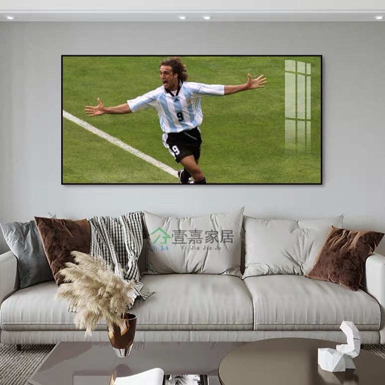 Gabriel Batistuta Fiorentina & Argentina Football Poster Wall Art – Legendary Striker Decor
