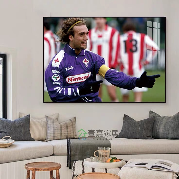 Gabriel Batistuta Fiorentina Wall Art – Luxury Football Poster for Bedroom Decor